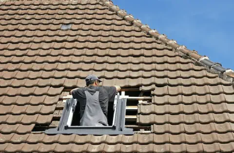 Pose de velux - Lalbenque